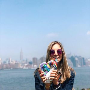 Meet your Posher, Alexis